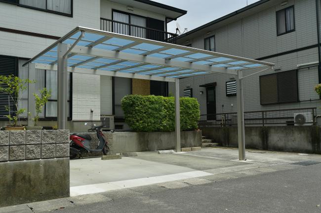 菊川市M様邸駐車場増設工事竣工しました。